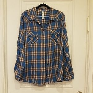 Soho Look | Button down shirt